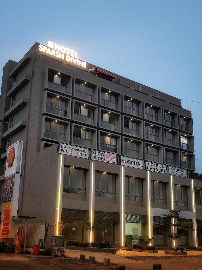 Hotel Sparsh Divine Ahmedabad Exterior foto